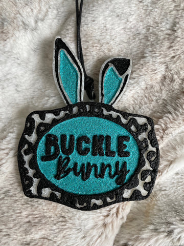 Buckle Bunny Freshie